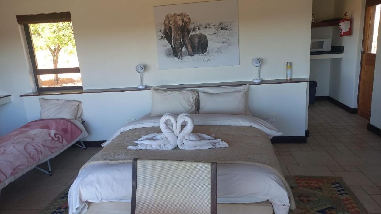 Rooilande Guest Farm Apartment Laingsburg ภายนอก รูปภาพ